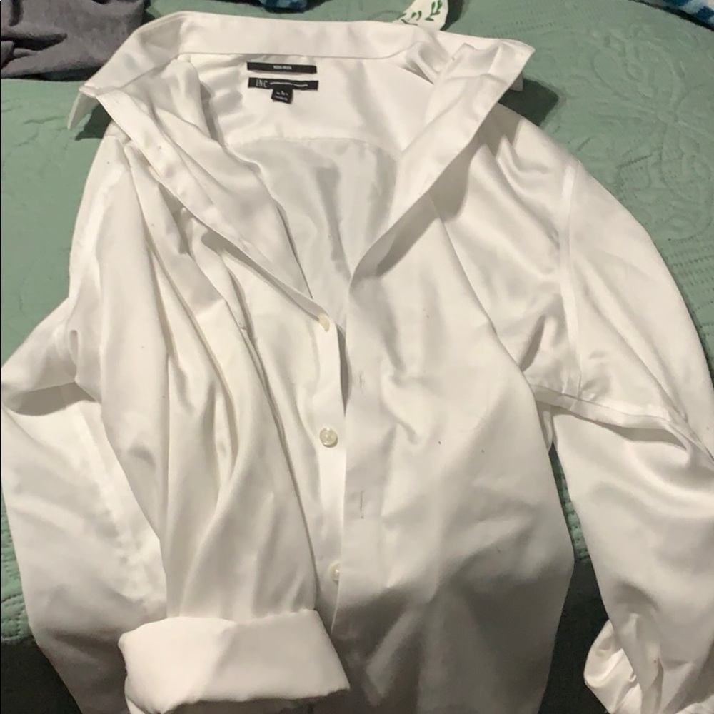 White dress shirt
